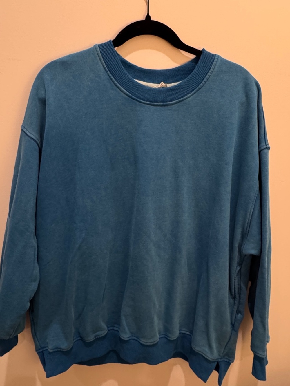 POL small vintage wash oversized crewneck sweatshirt with pockets